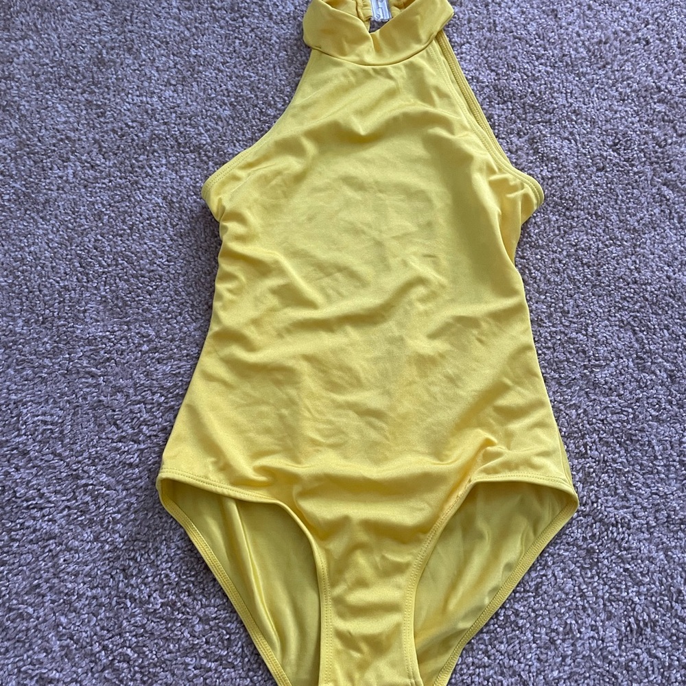 Yellow Leo